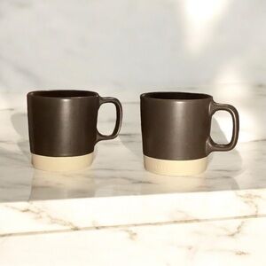 2 Starbucks Coffee Mugs
